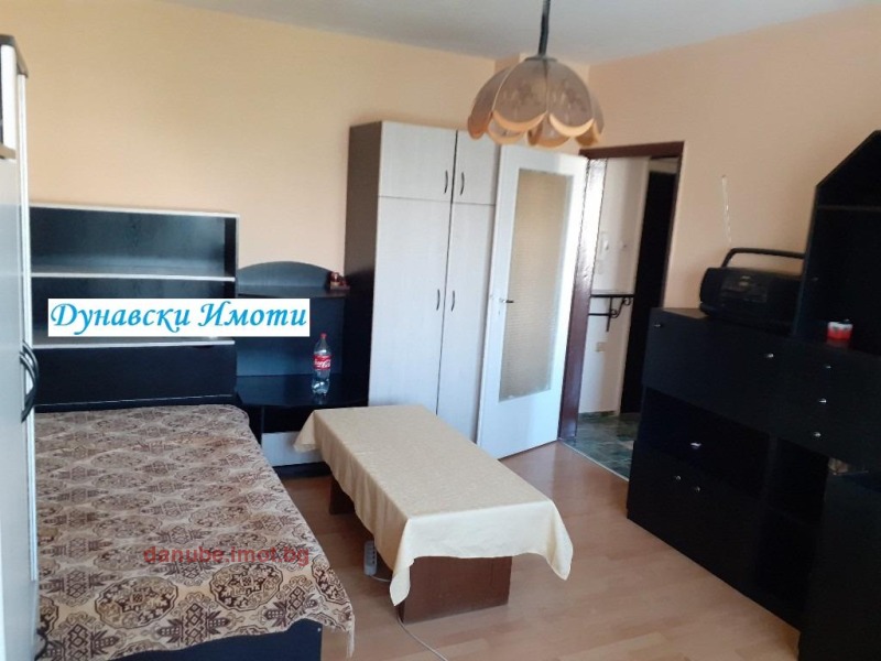 В оренду  Студія Русе , Възраждане , 45 кв.м | 77879869