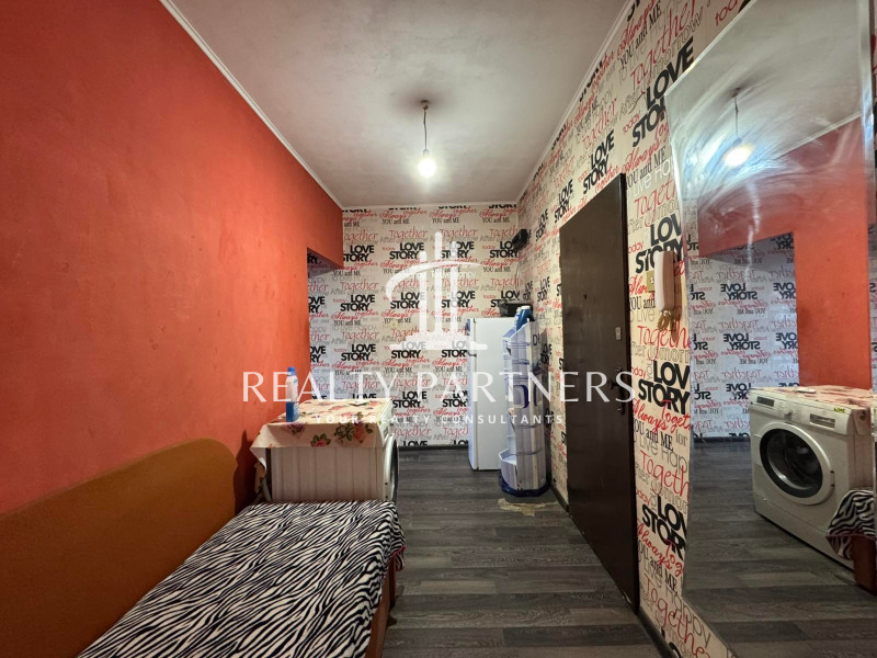 Дава под наем 1-СТАЕН, гр. Перник, Мошино, снимка 3 - Апартаменти - 53598635