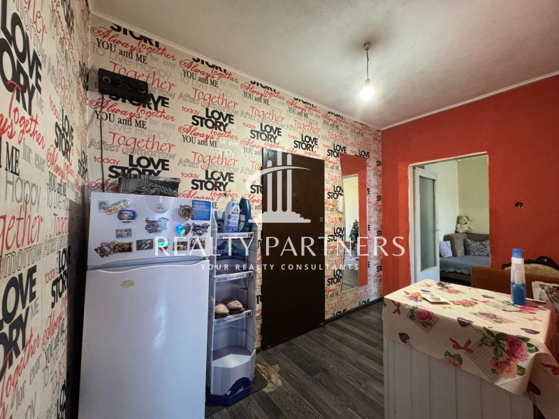 Дава под наем 1-СТАЕН, гр. Перник, Мошино, снимка 4 - Апартаменти - 53598635