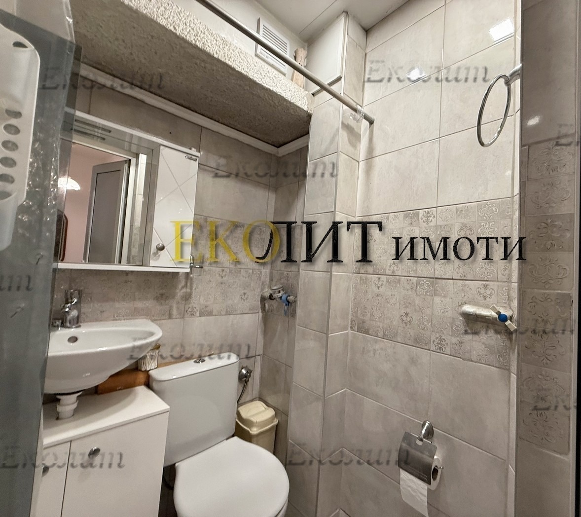 Дава под наем 2-СТАЕН, гр. София, Център, снимка 5 - Апартаменти - 54466286