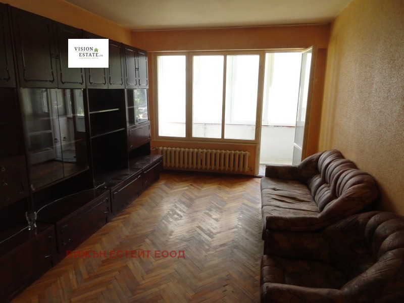 Дава под нем  2-стаен, град София, Дианабад •  350 EUR • ID 66206164 — holmes.bg - [1] 