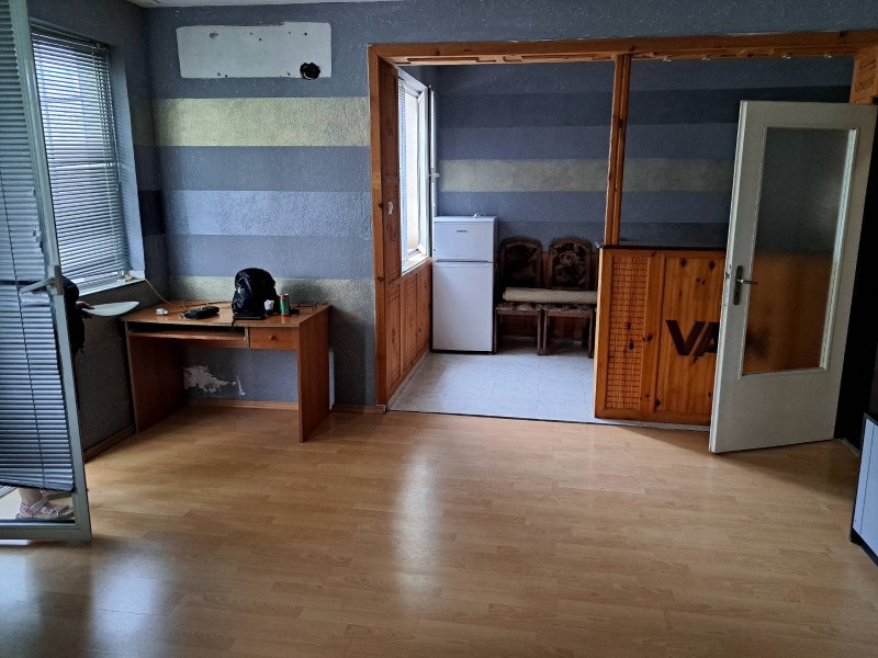 Do wynajęcia  1 sypialnia Stara Zagora , Centar , 60 mkw | 38362943 - obraz [2]