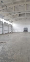 Дава под наем СКЛАД, гр. Горна Оряховица, област Велико Търново, снимка 2