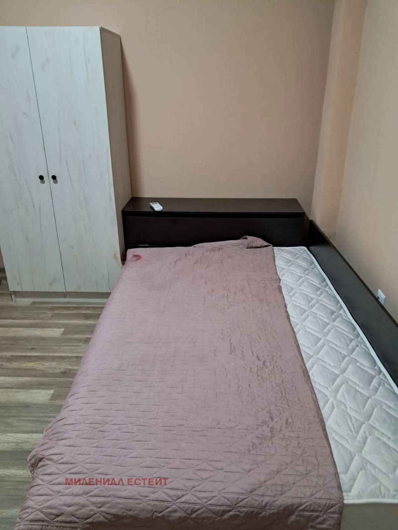 Zu vermieten  Hausboden Sofia , Knjaschewo , 70 qm | 94438892 - Bild [2]