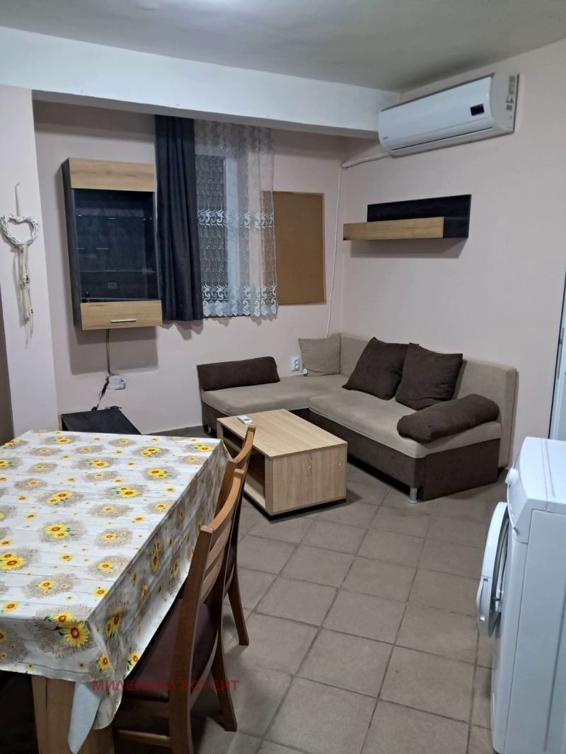 Zu vermieten  Hausboden Sofia , Knjaschewo , 70 qm | 94438892 - Bild [3]