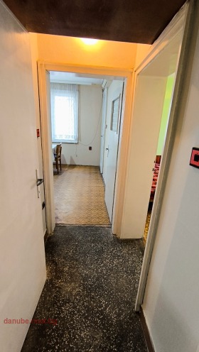 2 Schlafzimmer Zentar, Ruse 14