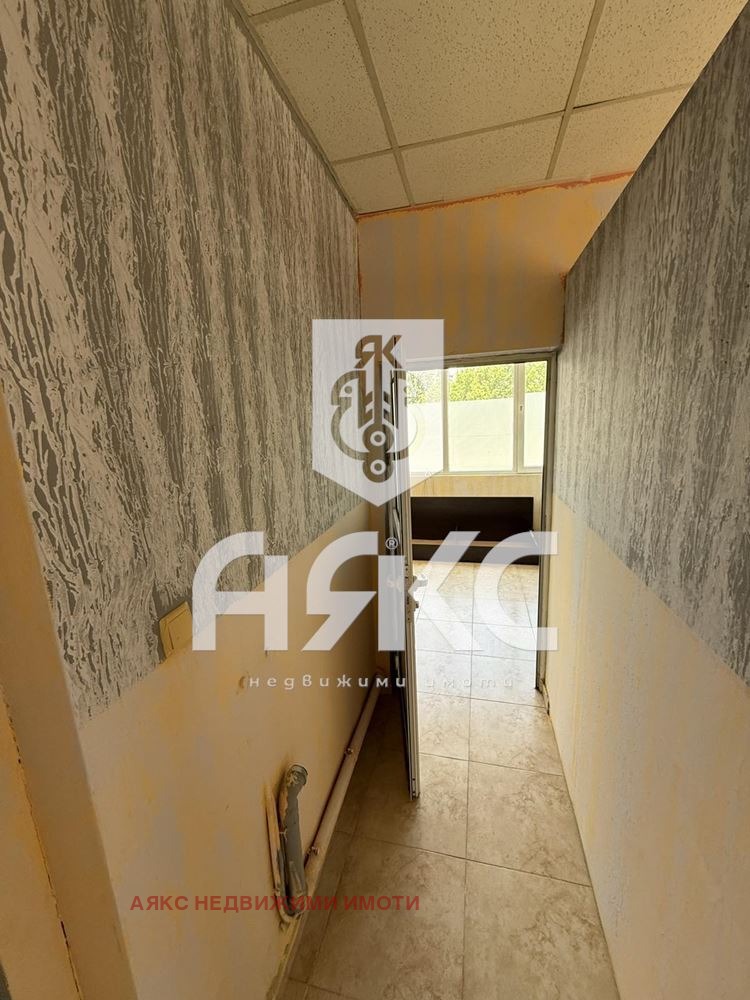 K pronájmu  Studio Sofia , Družba 1 , 29 m2 | 90803256 - obraz [3]