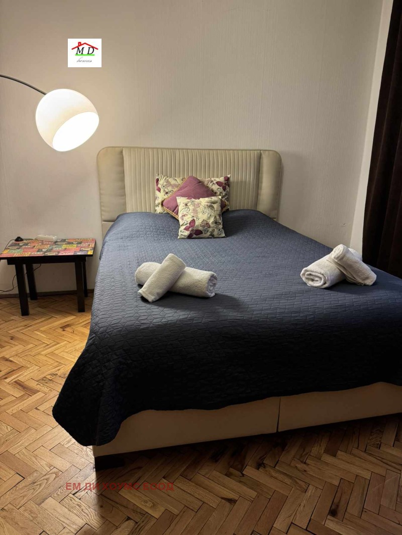 Zu vermieten  2 Schlafzimmer Sofia , Zentar , 100 qm | 35023355 - Bild [4]