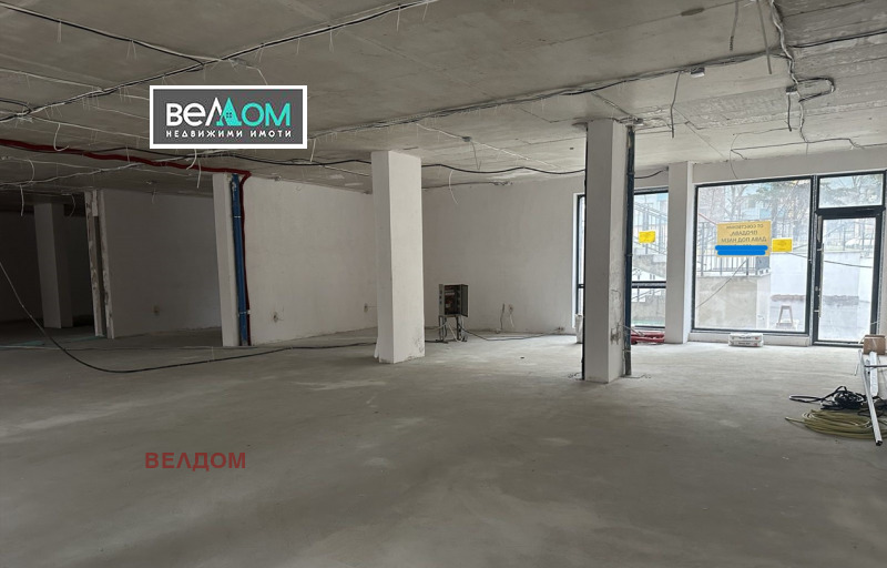 K pronájmu  Prodejna Varna , Mladost 1 , 480 m2 | 48025964 - obraz [2]