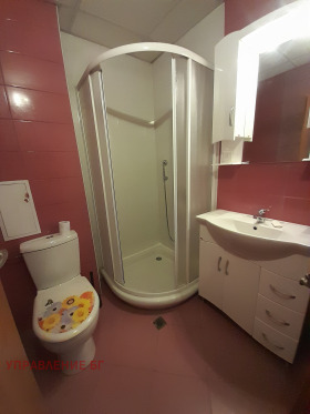 1 quarto Karpuzica, Sofia 6
