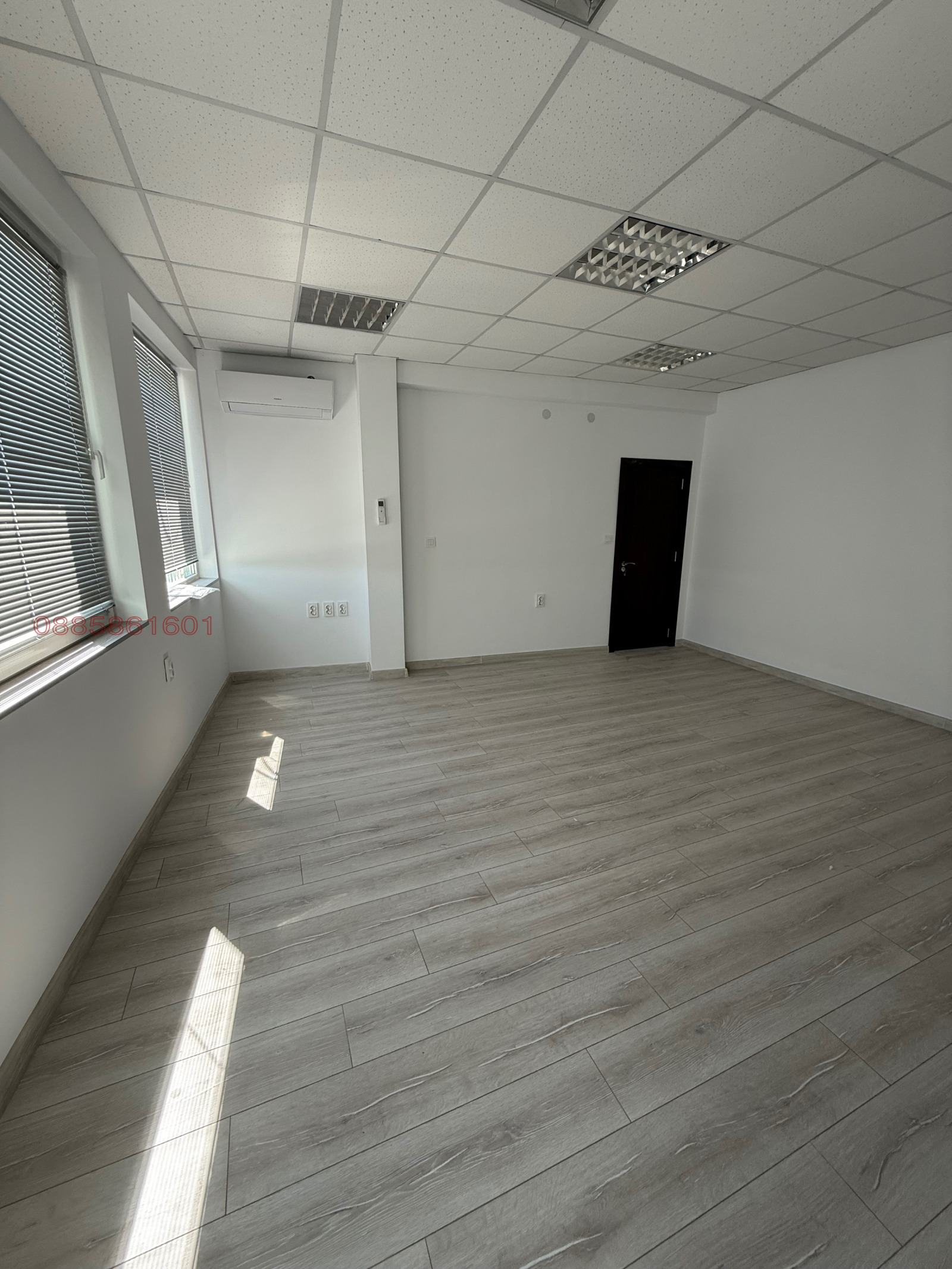 Дава под наем ОФИС, гр. Велико Търново, Център, снимка 2 - Офиси - 52780398