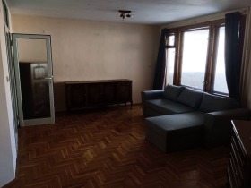 1 quarto Borovo, Sofia 8