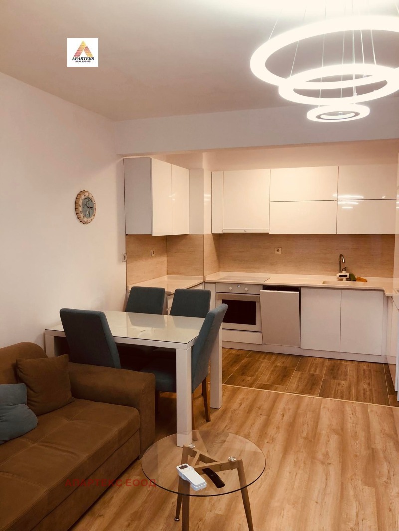 Zu vermieten  1 Schlafzimmer Plowdiw , Ostromila , 70 qm | 75190580 - Bild [4]