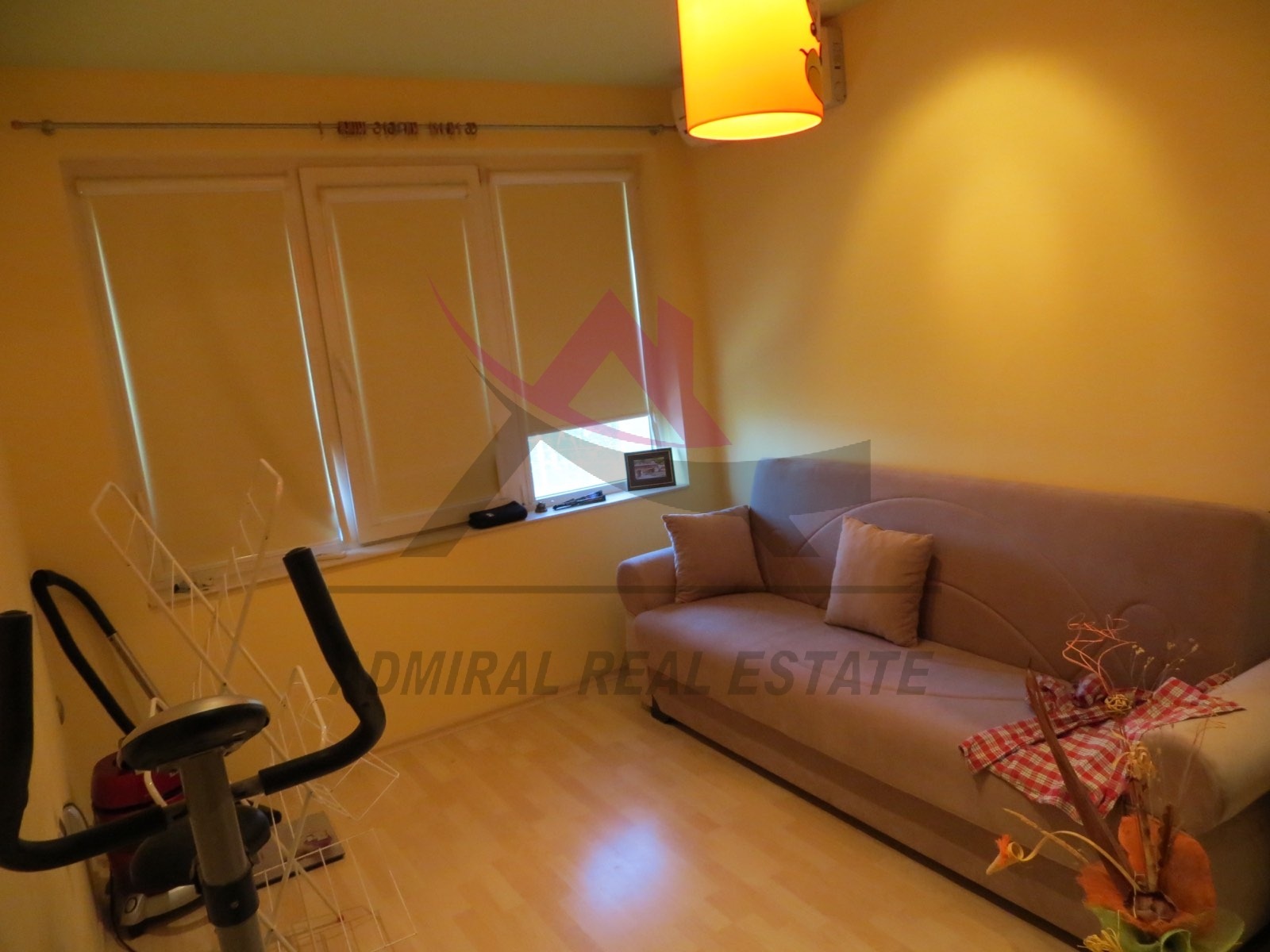 Дава под наем 3-СТАЕН, гр. Варна, Бриз, снимка 5 - Апартаменти - 54061577