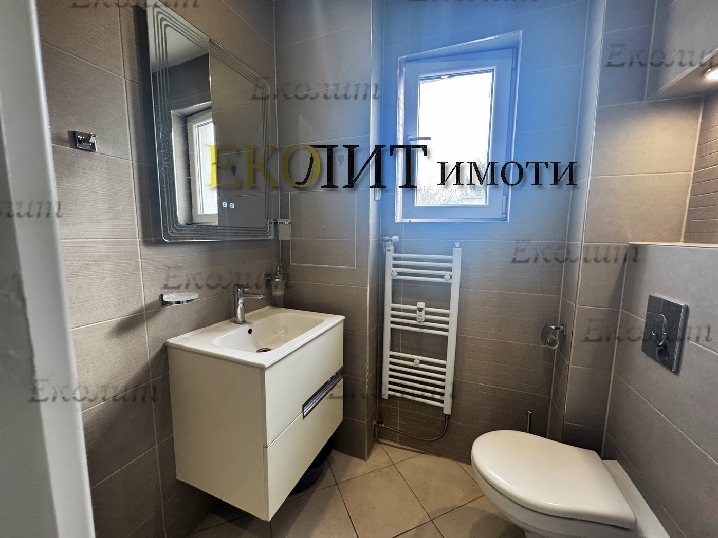 Дава под наем ЕТАЖ ОТ КЪЩА, гр. София, Изток, снимка 9 - Етаж от къща - 54065885