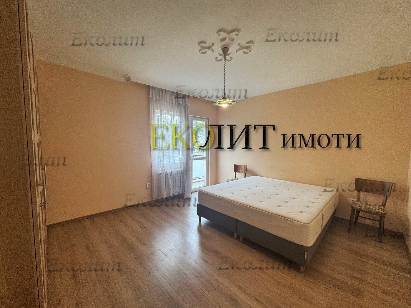 Дава под наем ЕТАЖ ОТ КЪЩА, гр. София, Изток, снимка 5 - Етаж от къща - 54065885