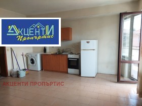 3-стаен град Велико Търново, Център 2