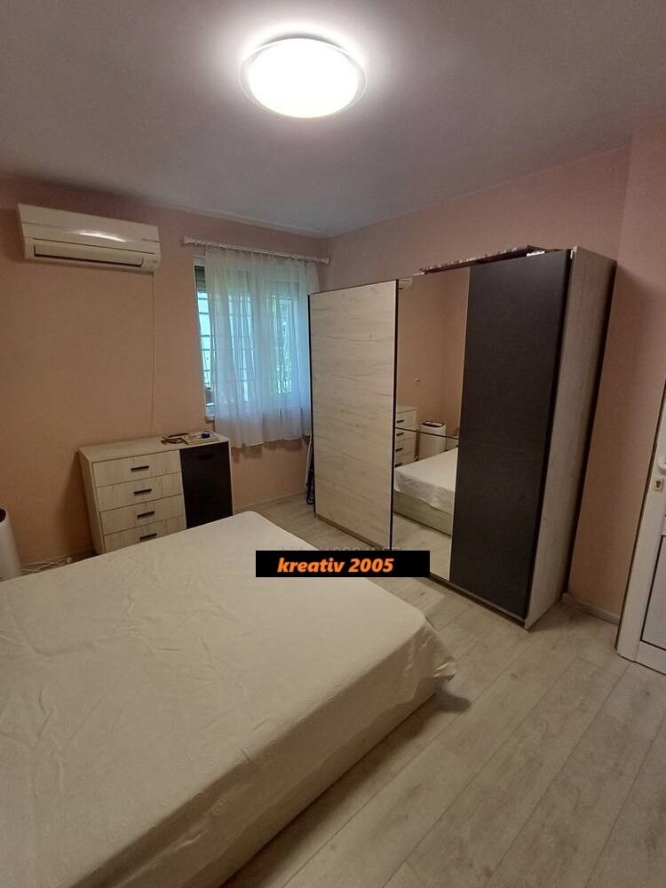 Дава под нем  2-стаен, град София, Гевгелийски •  699 лв. • ID 78562745 — holmes.bg - [1] 