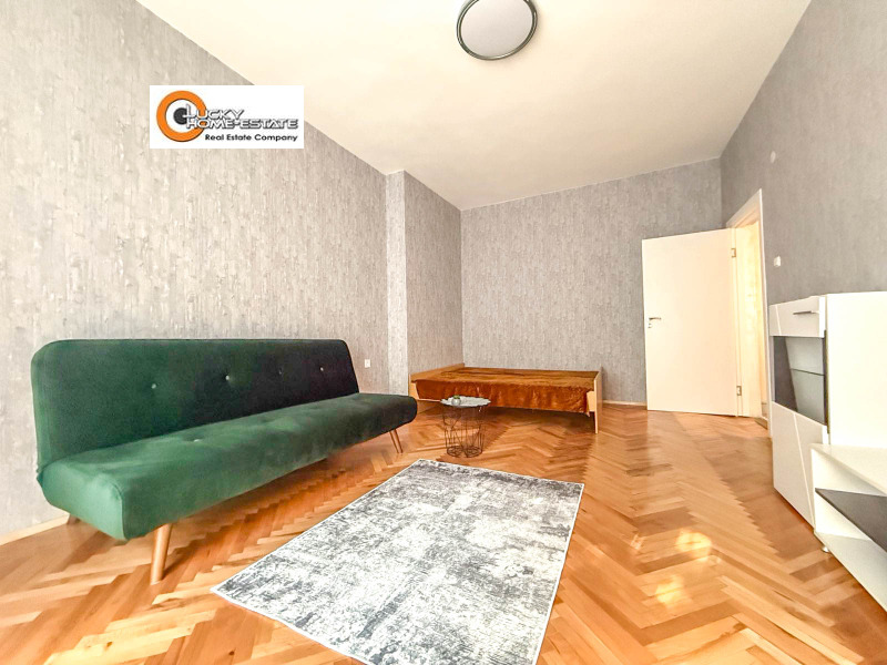 K pronájmu  1 ložnice Pernik , Centar , 55 m2 | 50170661 - obraz [3]