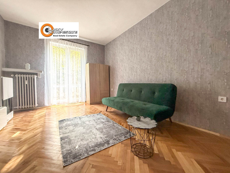 K pronájmu  1 ložnice Pernik , Centar , 55 m2 | 50170661 - obraz [2]