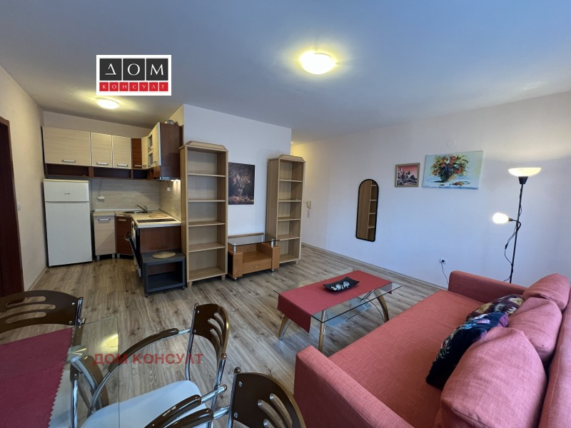 Дава под наем 2-СТАЕН, гр. София, Център