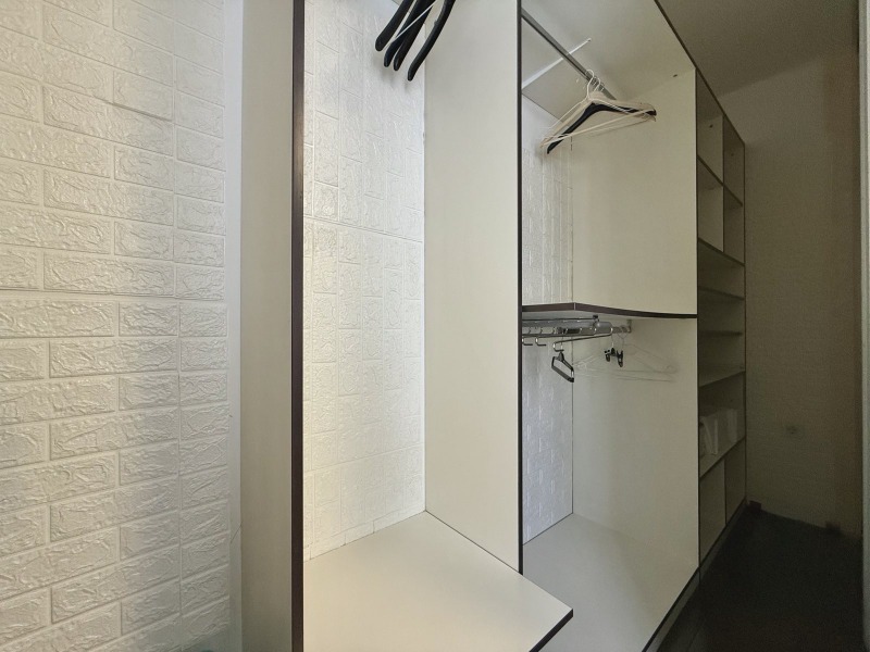 Te huur  3 slaapkamers Sofia , Borovo , 180 m² | 96123125 - afbeelding [10]