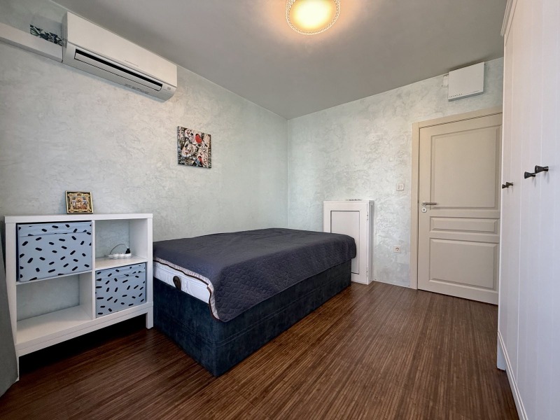 Te huur  3 slaapkamers Sofia , Borovo , 180 m² | 96123125 - afbeelding [9]