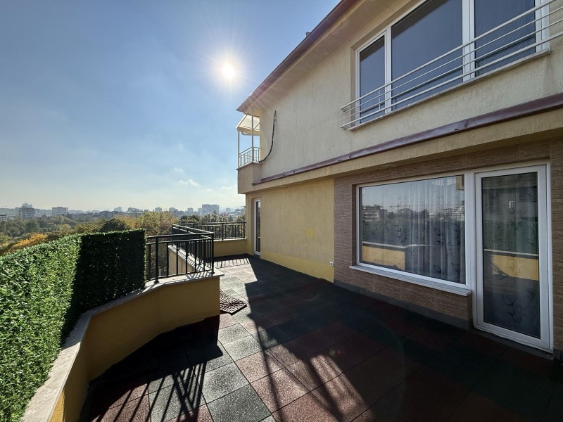 Te huur  3 slaapkamers Sofia , Borovo , 180 m² | 96123125 - afbeelding [16]