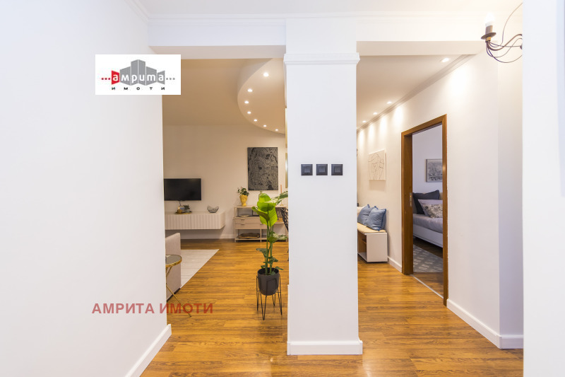A louer  1 chambre Sofia , Iztok , 70 m² | 99496232 - image [3]