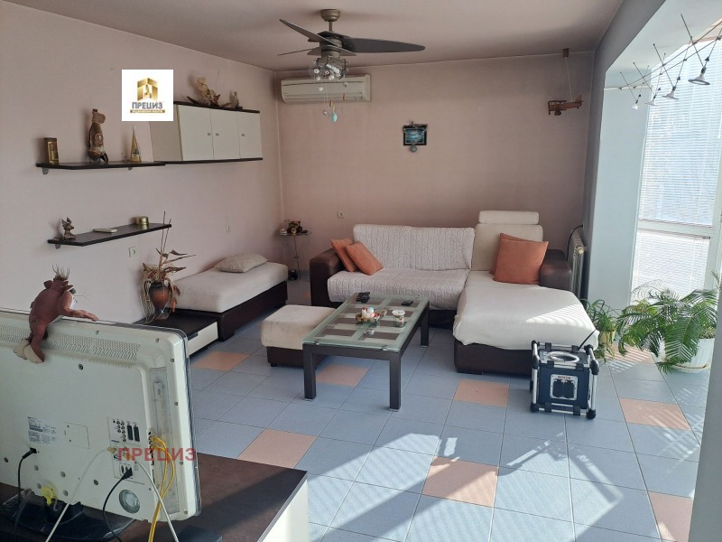 Дава под наем 4-СТАЕН, гр. Шумен, Военно училище, снимка 2 - Апартаменти - 52603831