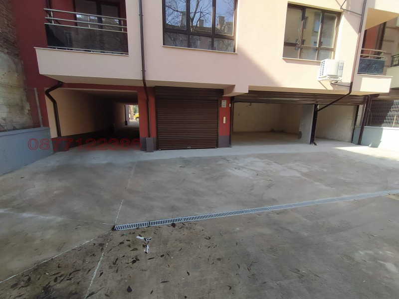 Дава под наем ГАРАЖ, ПАРКОМЯСТО, гр. София, Център, снимка 5 - Гаражи и паркоместа - 53471605