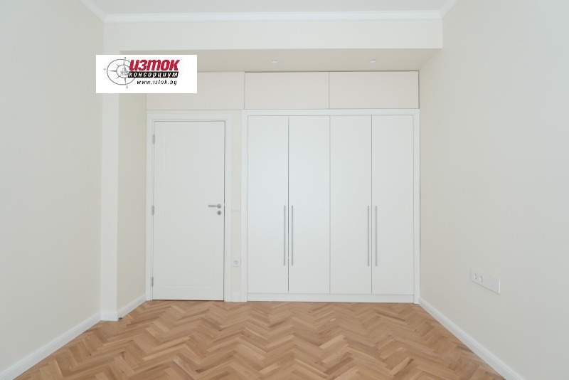 Издаје се  2 спаваће собе Софија , Обориште , 100 м2 | 57587133 - слика [17]