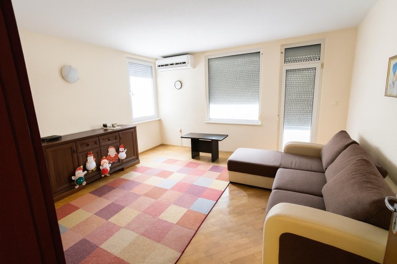 Дава под наем 3-СТАЕН, гр. Пловдив, Каменица 1, снимка 4 - Апартаменти - 52623832