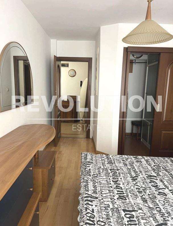Издаје се  1 спаваћа соба Варна , Грацка махала , 65 м2 | 61151119 - слика [3]