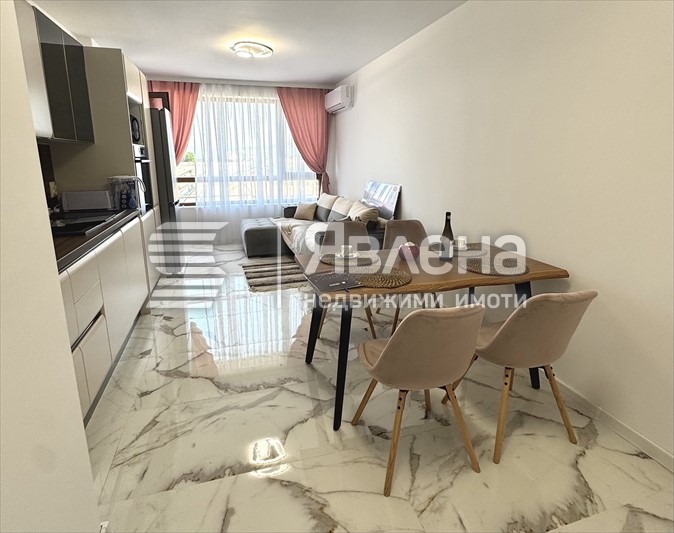 Para alugar  1 quarto Varna , Hristo Botev , 70 m² | 19199313