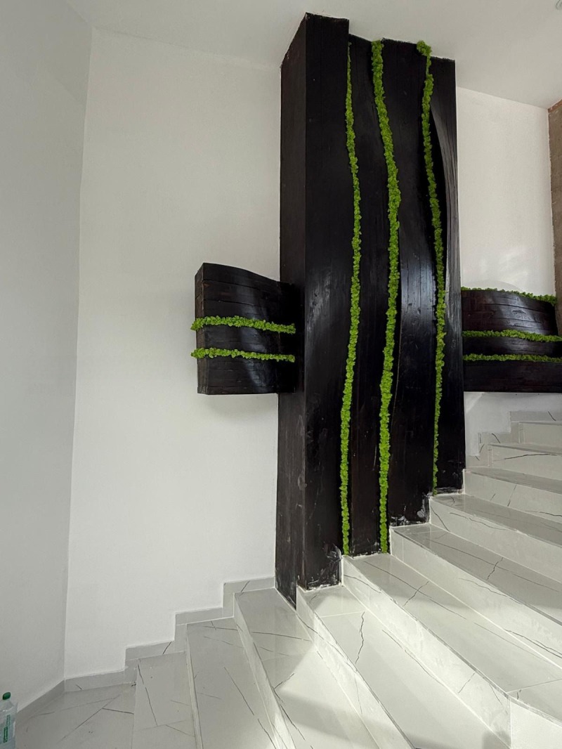 Дава под наем МАГАЗИН, гр. Плевен, Идеален център, снимка 2 - Магазини - 53595716