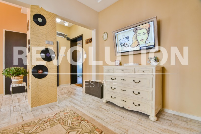 Издаје се  2 спаваће собе Софија , Центар , 70 м2 | 58834285 - слика [7]