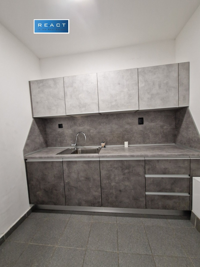 För uthyrning  Kontor Sofia , Hipodruma , 180 kvm | 37863224 - bild [8]