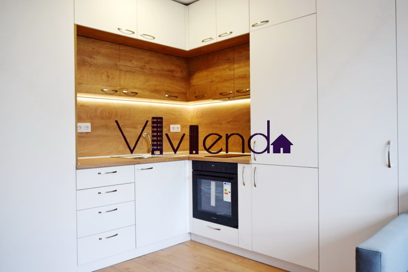 Te huur  Studio Sofia , Ljulin 7 , 30 m² | 73897193 - afbeelding [3]