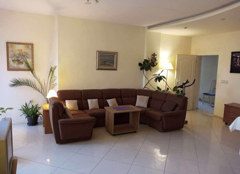 Дава под наем 1-СТАЕН, гр. Варна, м-т Ален мак