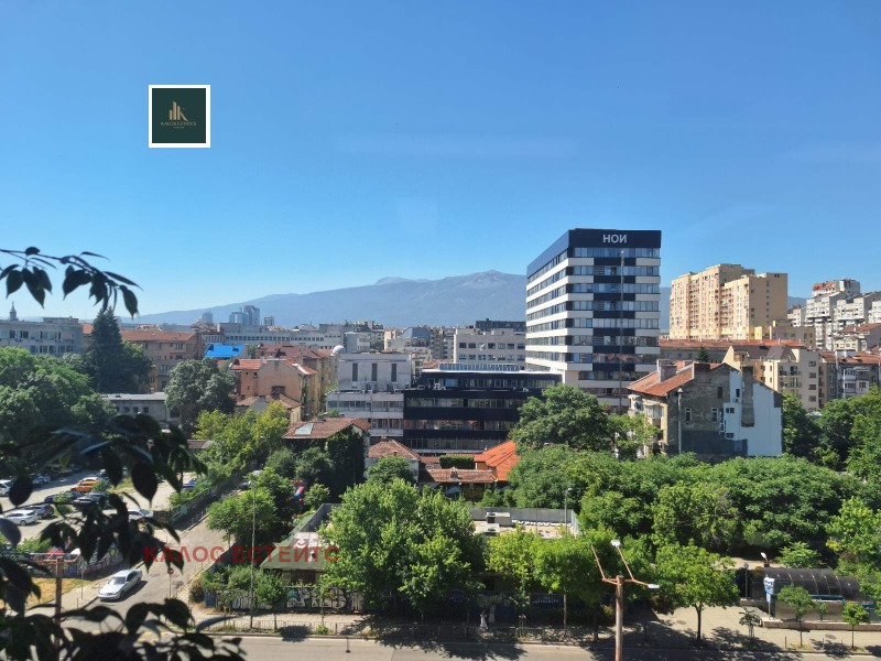 Kiadó  Hivatal Sofia , Centar , 173 négyzetméter | 55123740