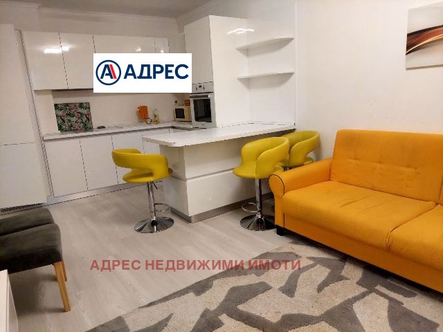 Zu vermieten  1 Schlafzimmer Stara Zagora , Kazanski , 65 qm | 70250912