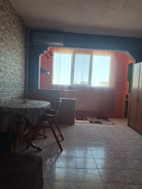 1 chambre Razsadnika, Sofia