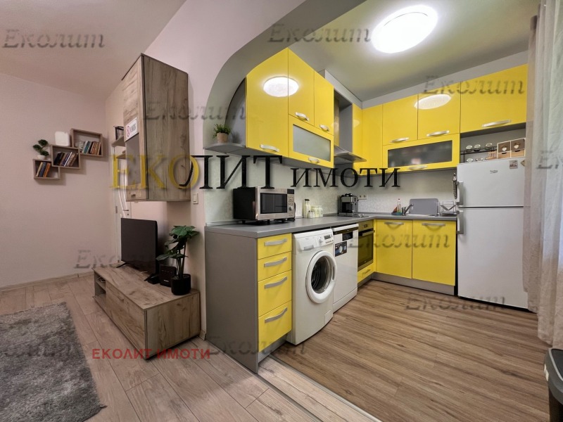 Издаје се  1 спаваћа соба Софија , Центар , 70 м2 | 33698779 - слика [3]