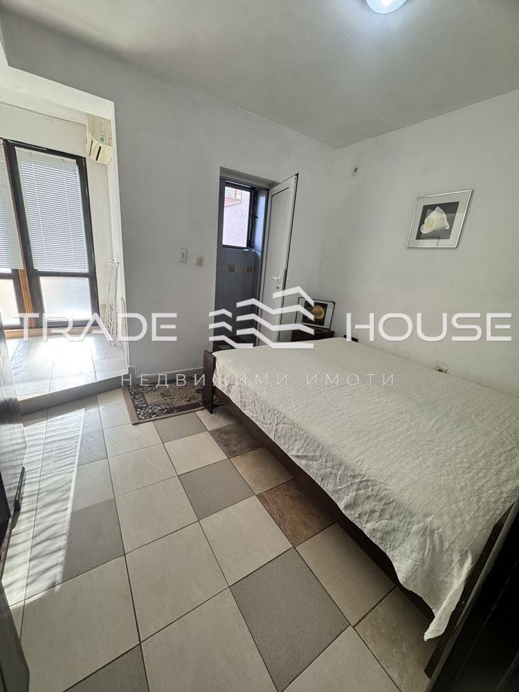 For Rent  2 bedroom Plovdiv , Karshiyaka , 129 sq.m | 75283663 - image [11]