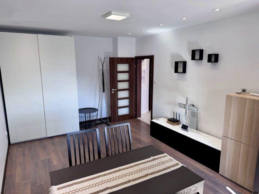 Дава под наем 2-СТАЕН, гр. София, Левски Г