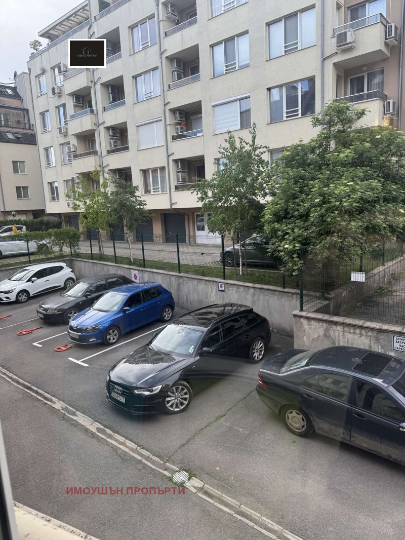 Дава под Наем ПАРКОМЯСТО в град София, Дървеница - 8 кв.м / 50 € » 97.79 лв., ИМОУШЪН ПРОПЪРТИ