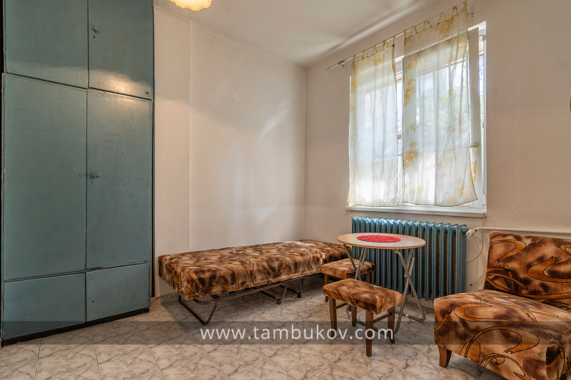 Kiadó  Szoba Sofia , Centar , 16 négyzetméter | 43898290