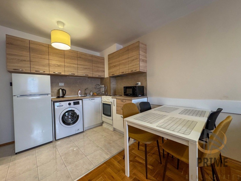 Дава под наем 2-СТАЕН, гр. Бургас, Център, снимка 4 - Апартаменти - 52520739