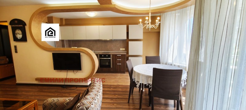 A louer  2 chambres Sofia , Tsentar , 100 m² | 94527923